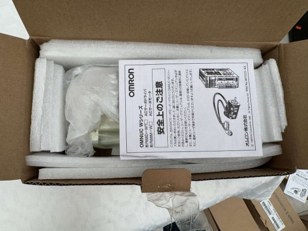 R88M-K75030H-BS2 OMRON - Imagen 3